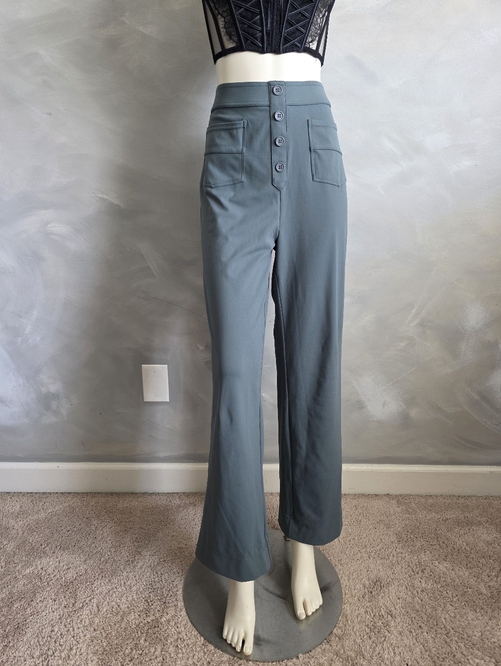 Halara DayStretch High Waist Pockets Straight Leg Pull On Pants Womens L NWT